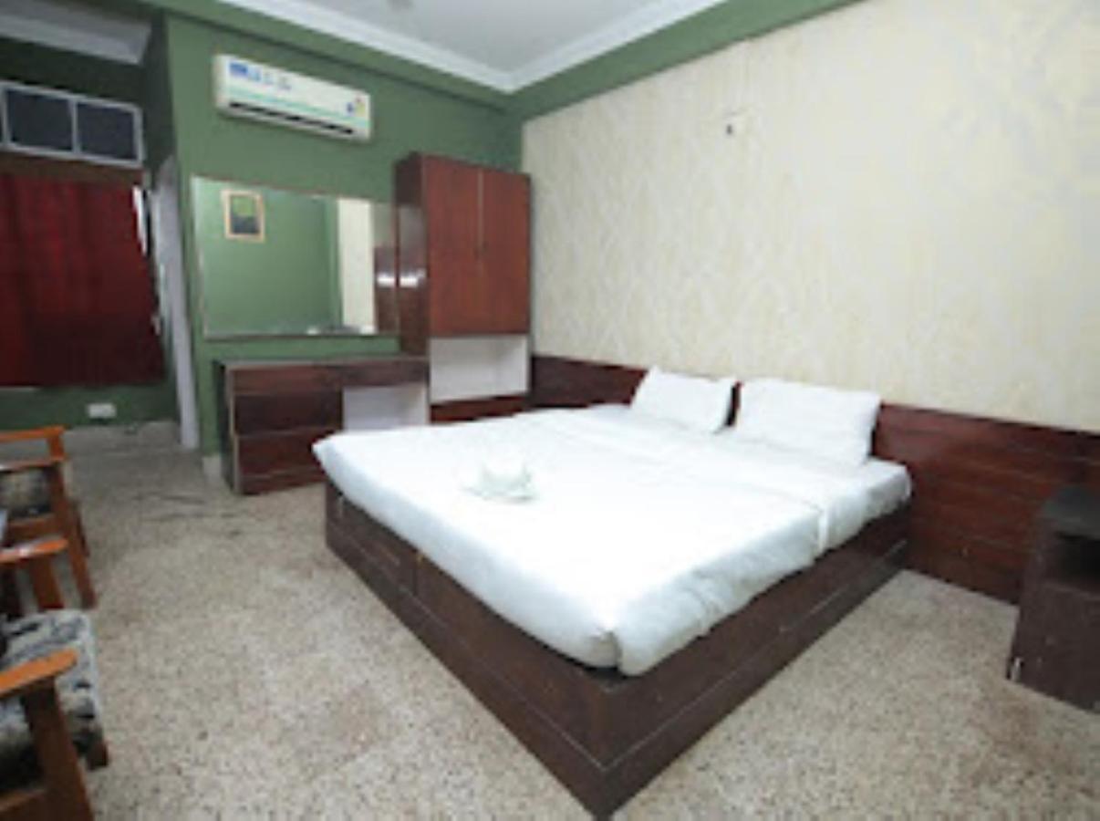 Hotel East Inn Dimāpur Екстериор снимка