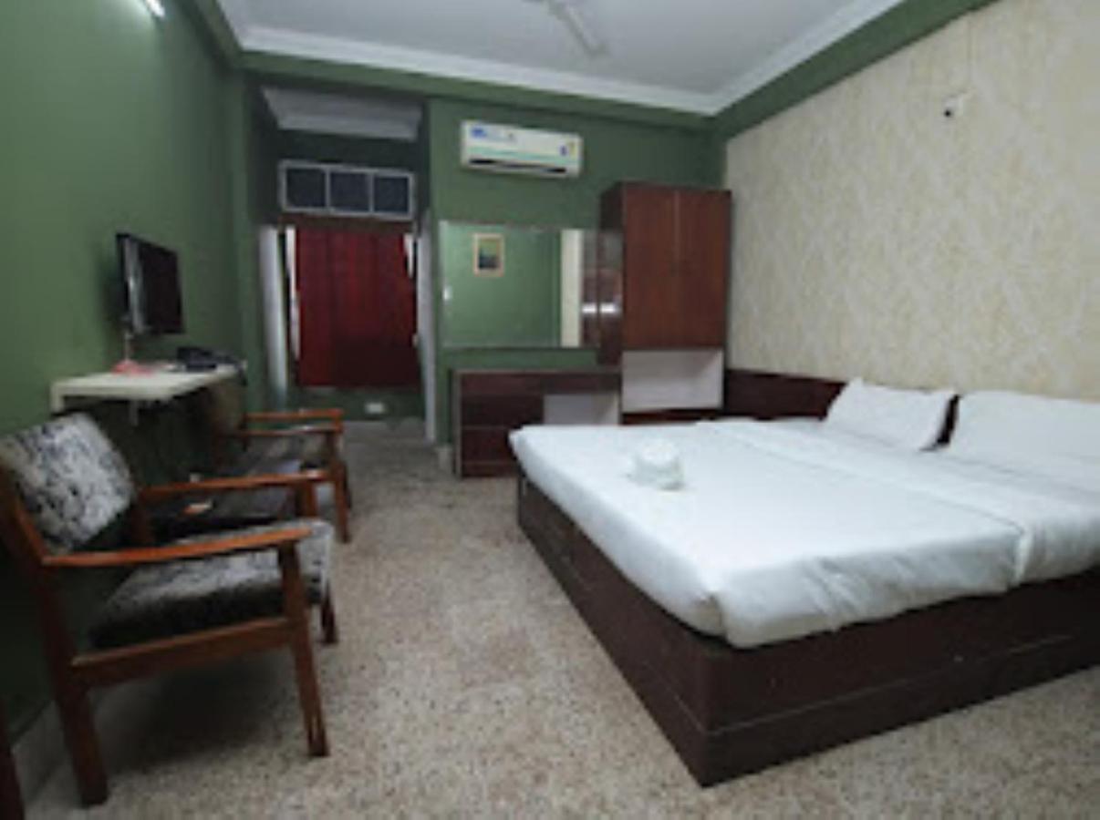 Hotel East Inn Dimāpur Екстериор снимка
