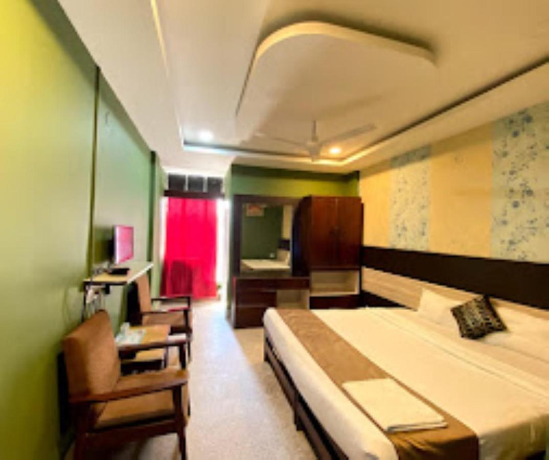 Hotel East Inn Dimāpur Екстериор снимка