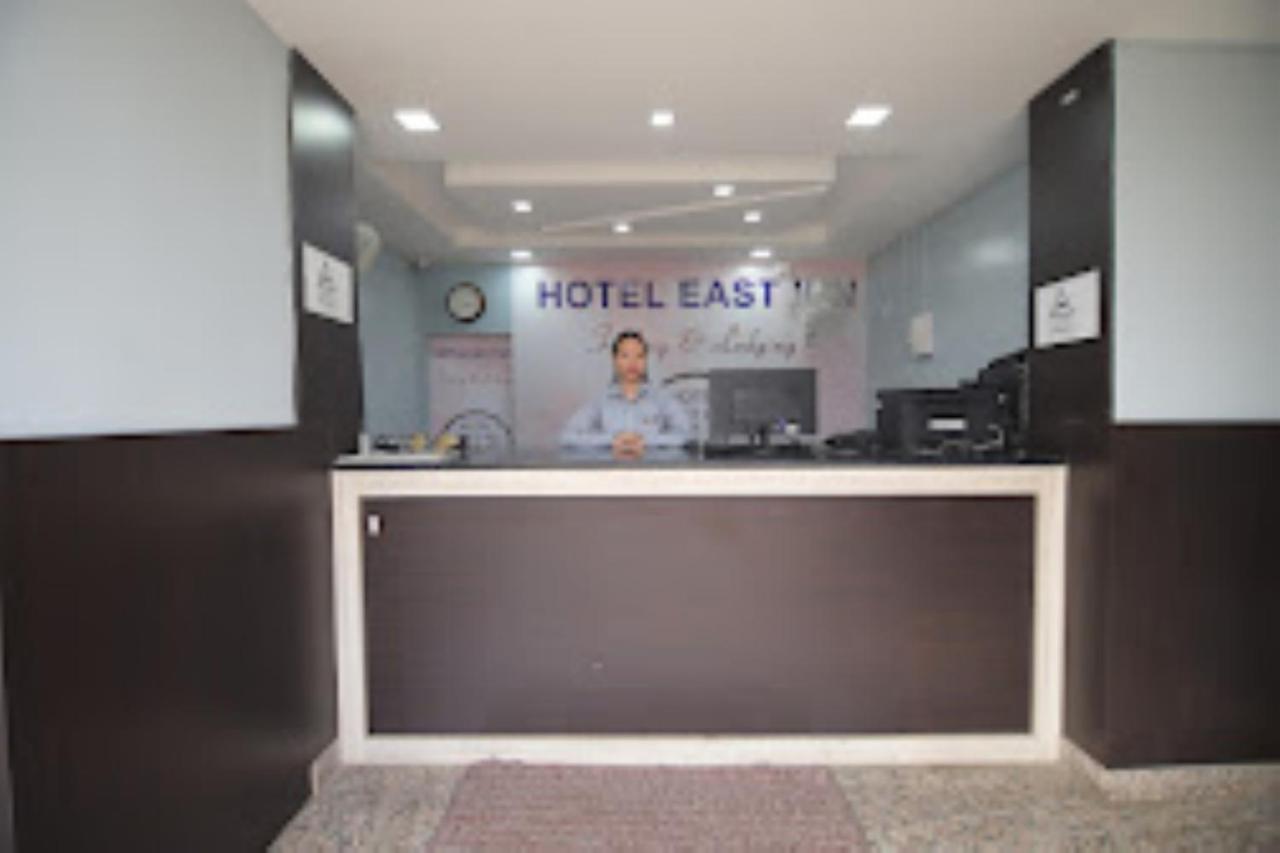 Hotel East Inn Dimāpur Екстериор снимка